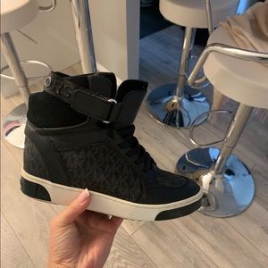 Michael Kors Sneakers